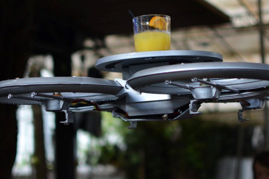 bezpilotní drony jako čísníci